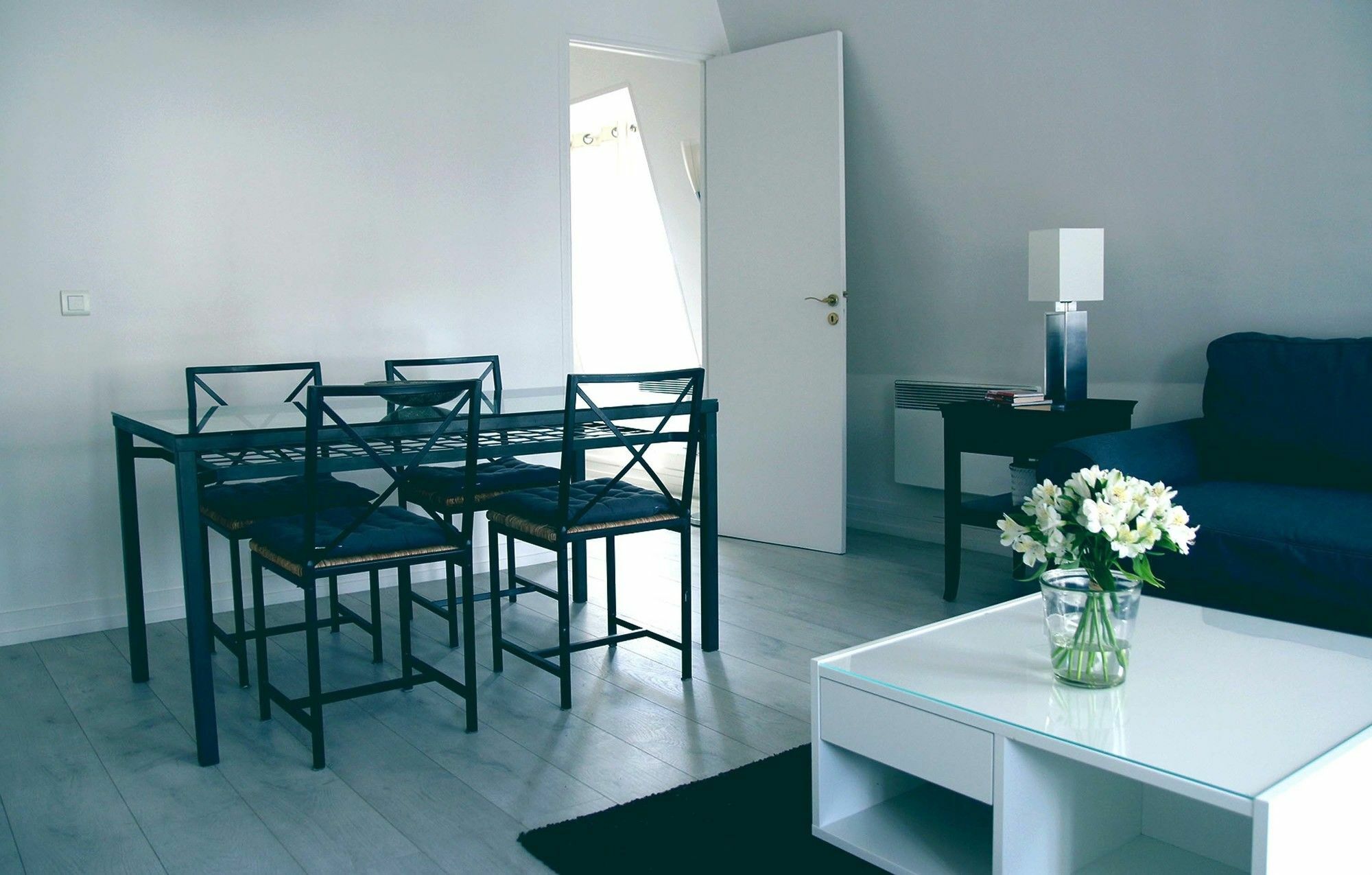 Rue De Ponthieu Central Furnished Apartment Paris Eksteriør bilde