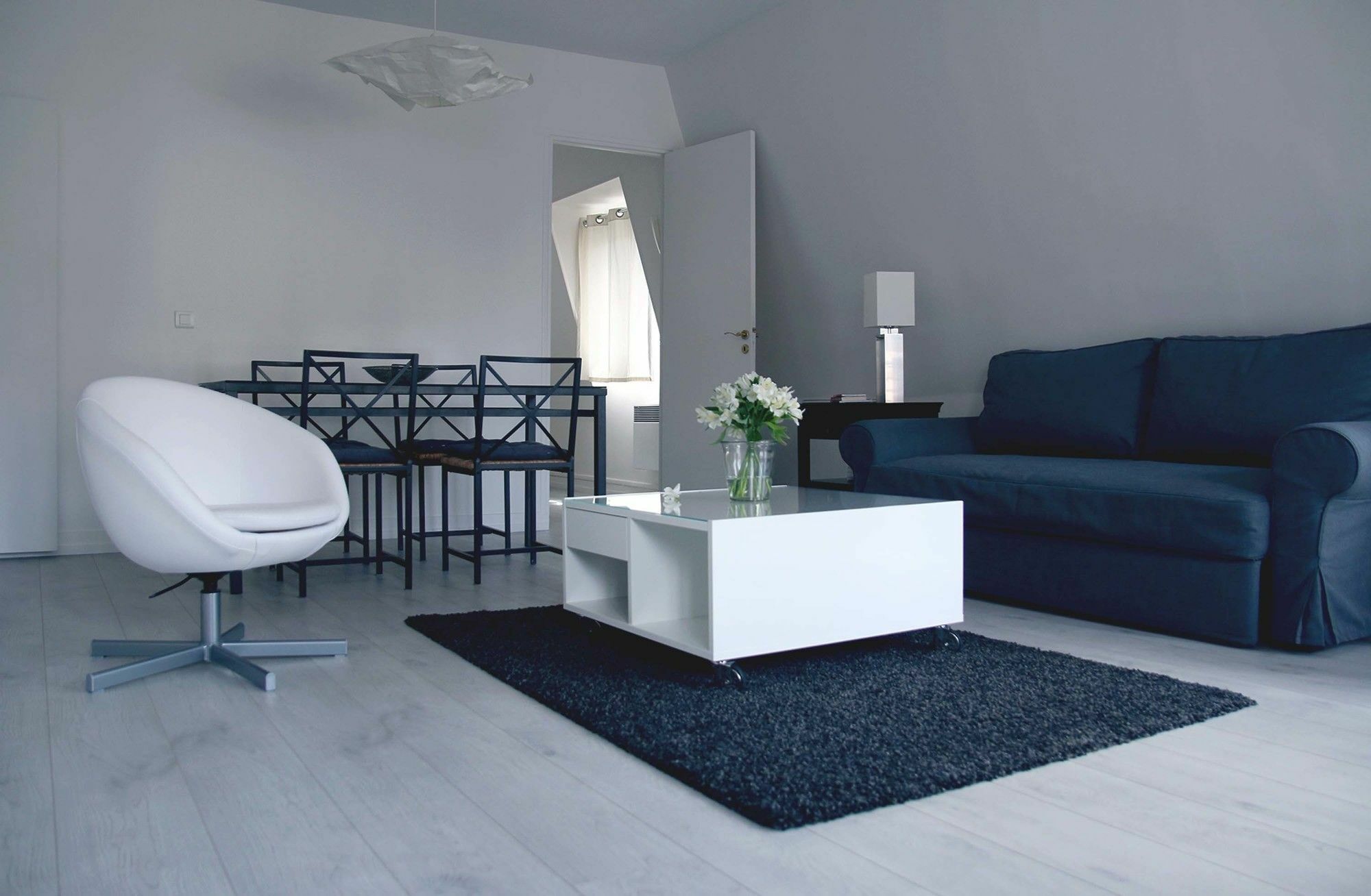 Rue De Ponthieu Central Furnished Apartment Paris Eksteriør bilde