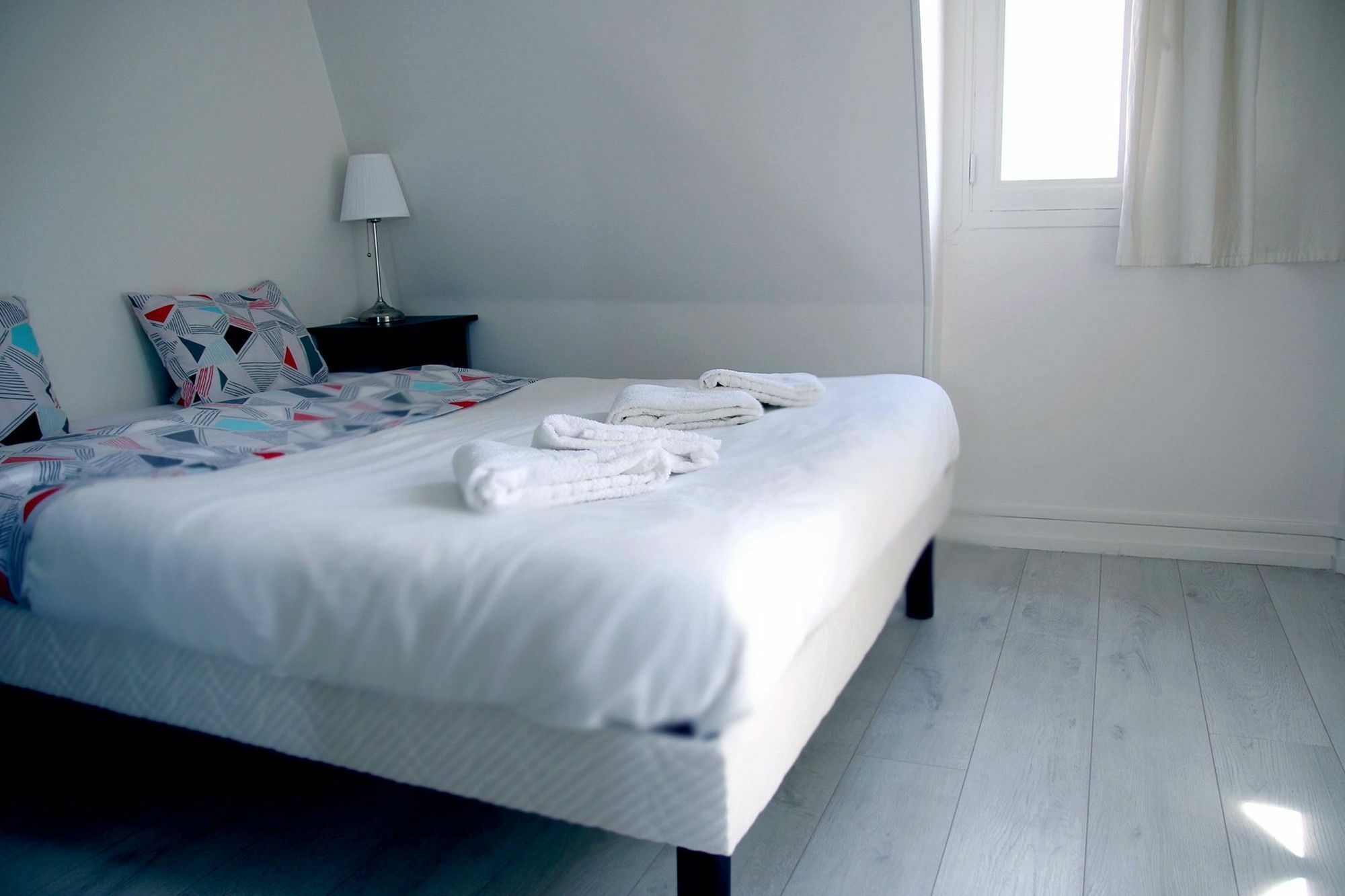 Rue De Ponthieu Central Furnished Apartment Paris Eksteriør bilde